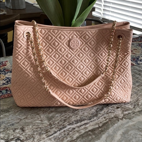 Tory Burch Handbags - EUC Tory Burch pocketbook 👜